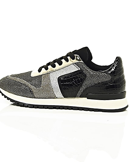 360 degree animation of product Black metallic croc lace-up runner trainers frame-21