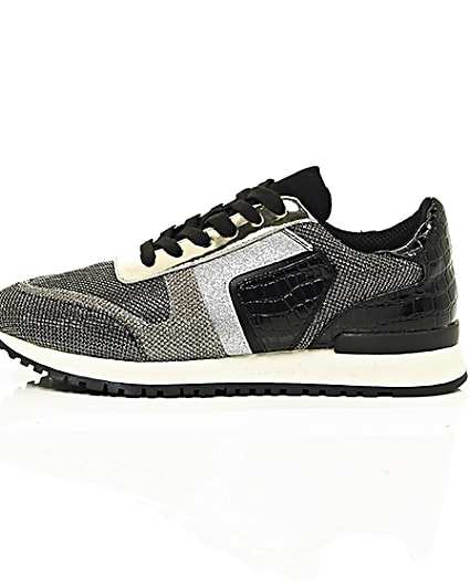 360 degree animation of product Black metallic croc lace-up runner trainers frame-22