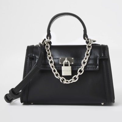 Crossbody Bag With Chain Details