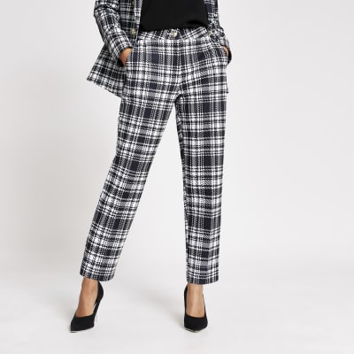 monochrome cigarette trousers