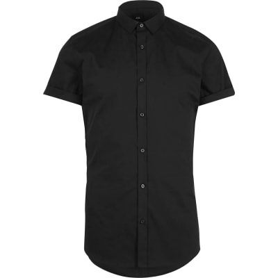 black muscle fit short sleeve shirt