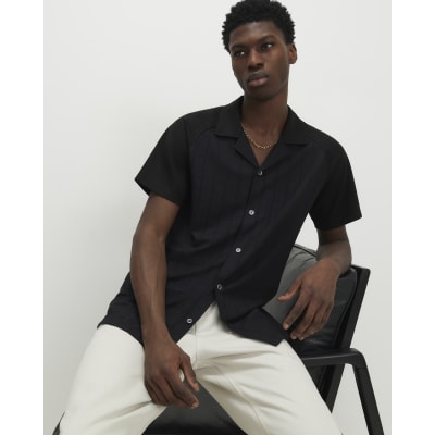 Black Muscle Fit Textured Short Sleeve Shirt