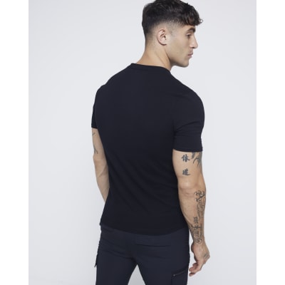 Black muscle fit V neck tshirt River Island
