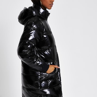 oversized black puffer coat