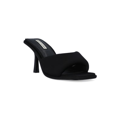 360 degree animation of product Black padded heeled mules frame-18