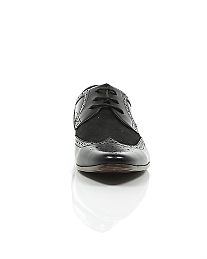 360 degree animation of product Black panel smart brogues frame-4