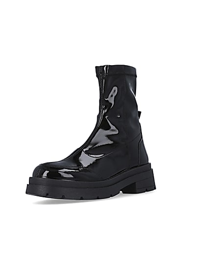 360 degree animation of product Black patent chunky ankle boots frame-0