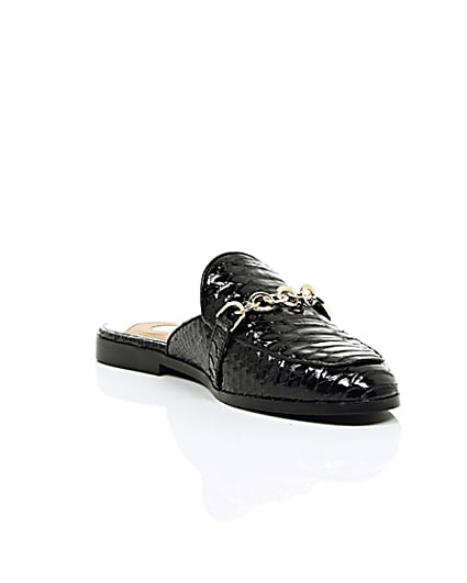 360 degree animation of product Black patent croc backless loafers frame-6
