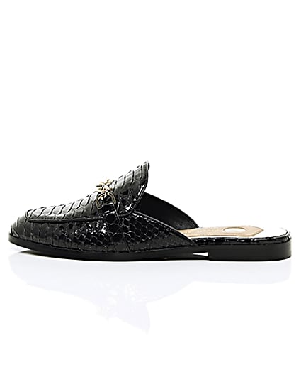360 degree animation of product Black patent croc backless loafers frame-21