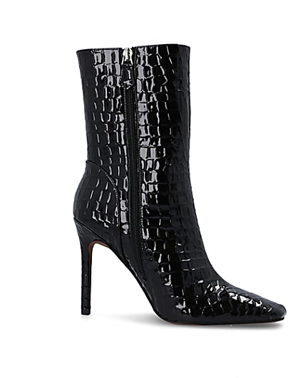 360 degree animation of product Black Patent croc embossed heeled Boots frame-16
