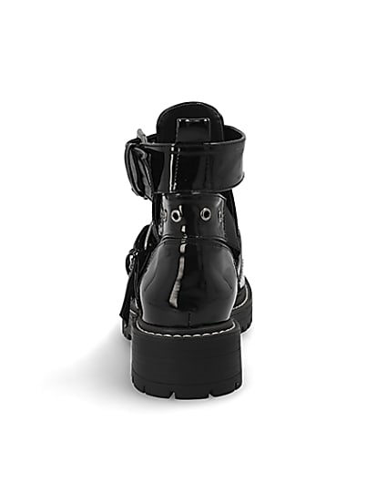 360 degree animation of product Black patent cut away wide fit chunky boots frame-9