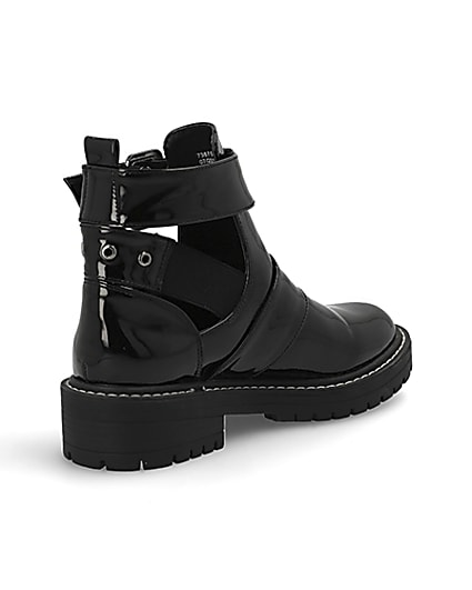 360 degree animation of product Black patent cut away wide fit chunky boots frame-12