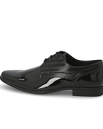 360 degree animation of product Black patent embossed derby shoes frame-4