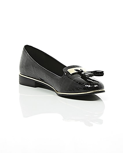 360 degree animation of product Black patent embossed loafers frame-6
