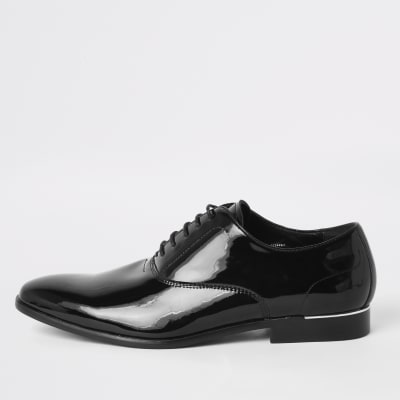 patent black shoes