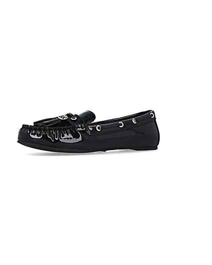 360 degree animation of product Black patent loafers frame-1