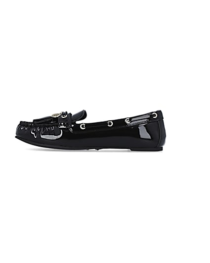 360 degree animation of product Black patent loafers frame-3
