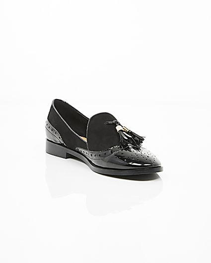 360 degree animation of product Black patent mix fabric tassel loafers frame-6