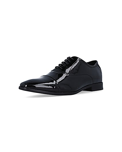 360 degree animation of product Black Patent Oxford shoes frame-0
