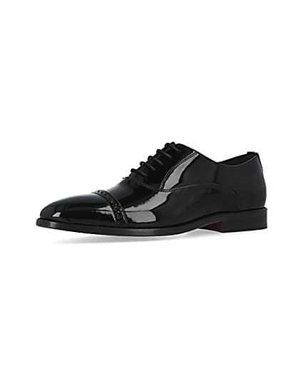 360 degree animation of product Black Patent Oxford shoes frame-1