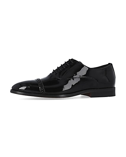 360 degree animation of product Black Patent Oxford shoes frame-2