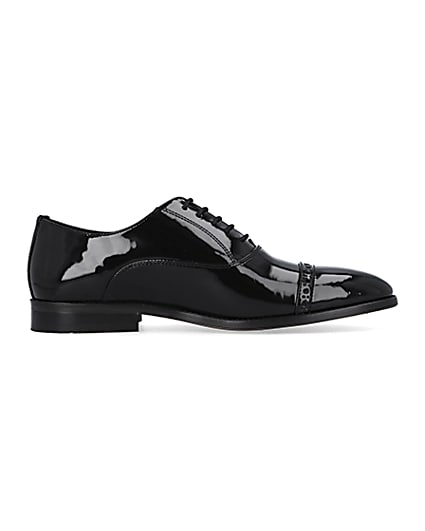 360 degree animation of product Black Patent Oxford shoes frame-15