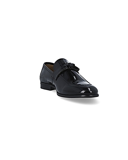 360 degree animation of product Black patent tassel loafers frame-19