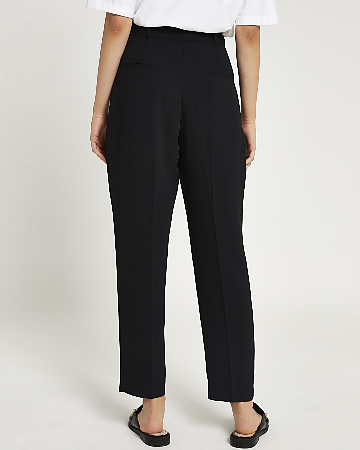 Black pleated tapered trousers