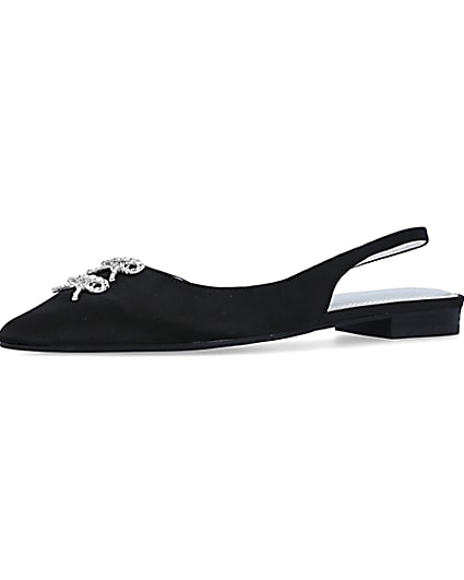 360 degree animation of product Black pointed slingback shoes frame-1