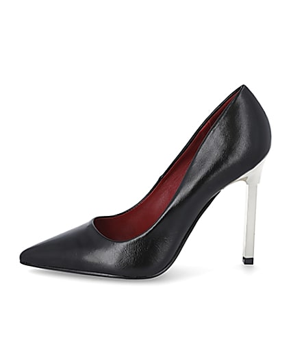 360 degree animation of product Black pointed stiletto court heel frame-3