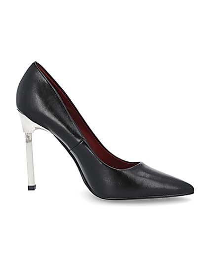 360 degree animation of product Black pointed stiletto court heel frame-16