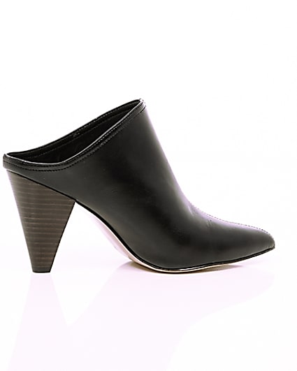 360 degree animation of product Black pointed toe cone heel mules frame-11
