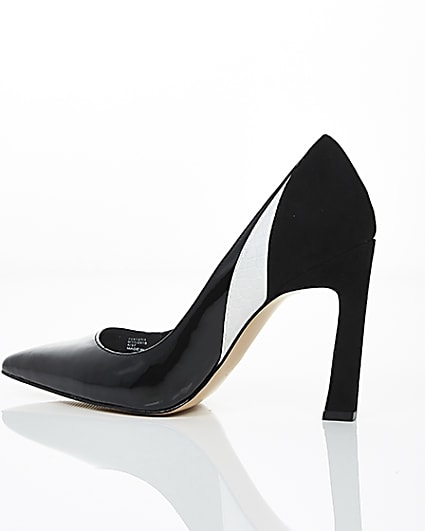 360 degree animation of product Black pointed toe court shoes frame-20