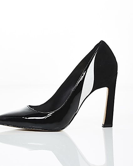 360 degree animation of product Black pointed toe court shoes frame-22