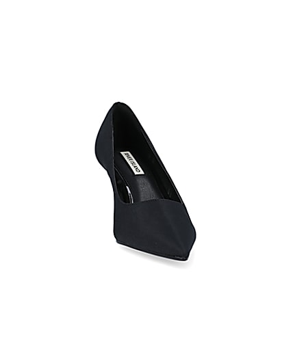 360 degree animation of product Black pointed toe heeled court shoes frame-20
