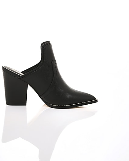 360 degree animation of product Black pointed toe western mules frame-10