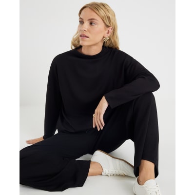 Black Premium Long Sleeve Top