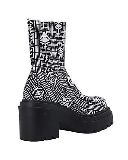 360 degree animation of product Black print ankle sock boots frame-12