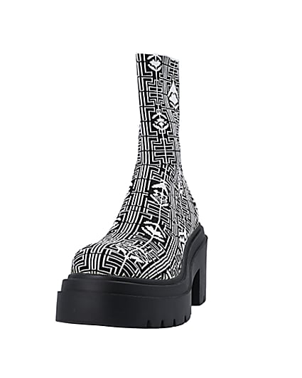 360 degree animation of product Black print ankle sock boots frame-22