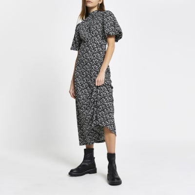 Black Puff Sleeve Midi Dress : Puff Sleeve Tiered Midi Dress In Black ...