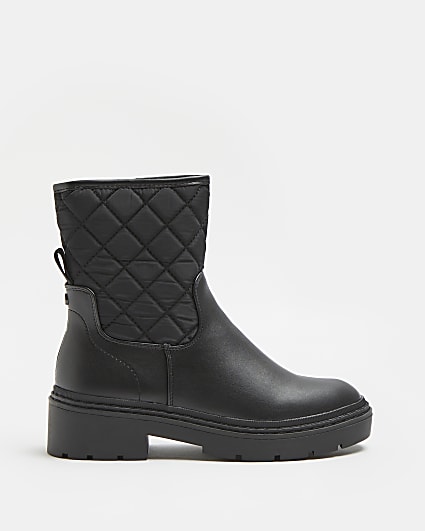 Black quilted boots