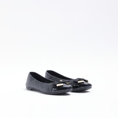 Black quilted bow ballerina shoes
