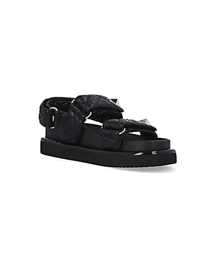 360 degree animation of product Black quilted chunky sandals frame-18
