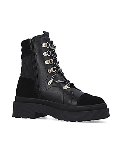 360 degree animation of product Black quilted hiker boots frame-17