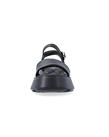 360 degree animation of product Black quilted platform sandals frame-21