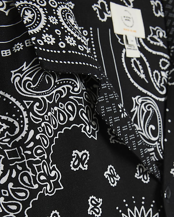 Black regular fit bandana print shirt