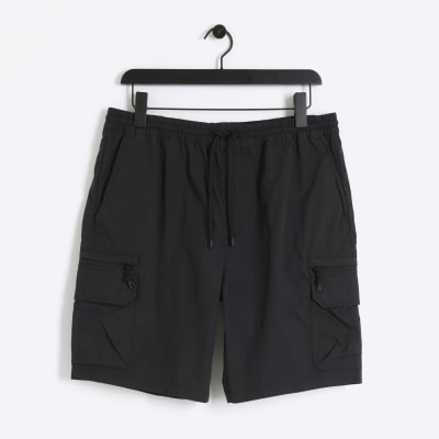 Black regular fit cargo shorts River Island