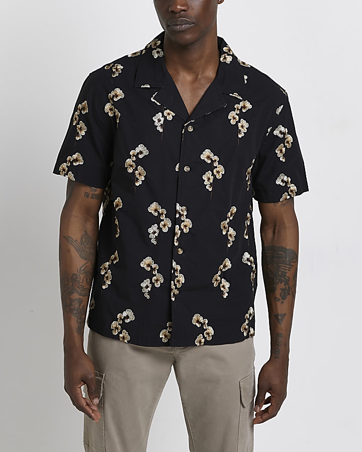 Black regular fit floral Revere Shirt