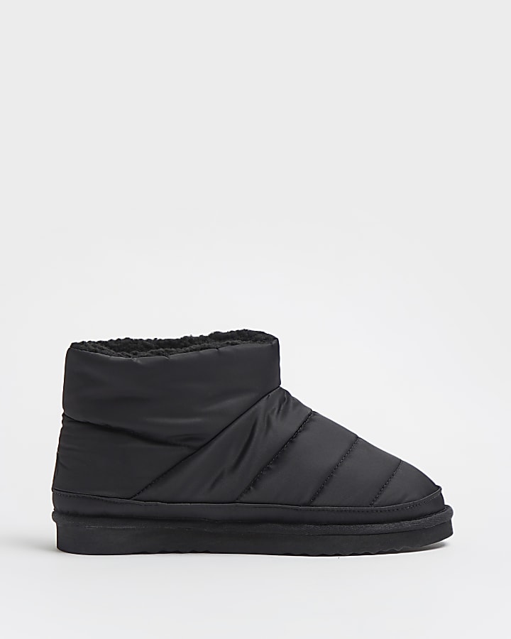 Black RI branded puffer boot slippers