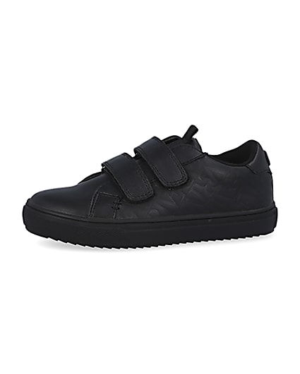 360 degree animation of product Black RI embossed trainers frame-2